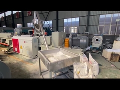 Línea plástica de la protuberancia del tubo de gas del alambre del conducto eléctrico del drenaje del abastecimiento de agua del tubo del PVC de UPVC CPVC