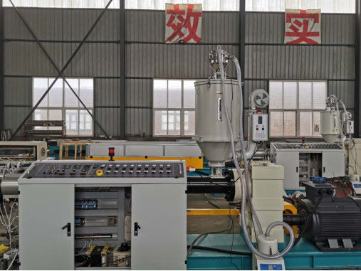 El PE de diámetro bajo PP instala tubos la fabricación de la máquina con la línea de marcado línea de la protuberancia del tubo del HDPE