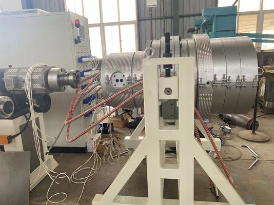 Línea 500m m de la protuberancia del tubo del HDPE de las aguas residuales para el tubo plástico del abastecimiento de agua del PE