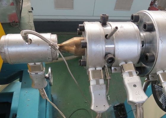 Línea acanalada de un sólo recinto de la protuberancia del tubo del PVC 110m m