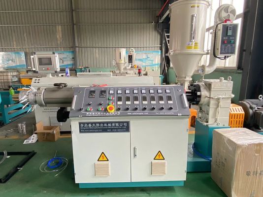 Cadena de producción plástica del tubo de la protuberancia multi del agujero de Siemens para el PE/el PVC