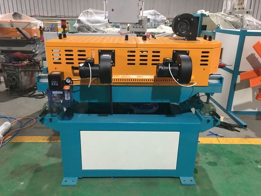 El Pvc de un sólo recinto de 4-17m m acanaló la aprobación del Ce de la máquina del tubo