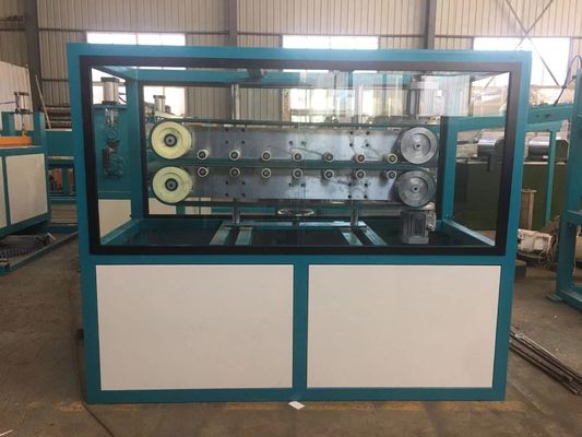 El Pvc de un sólo recinto de 4-17m m acanaló la aprobación del Ce de la máquina del tubo