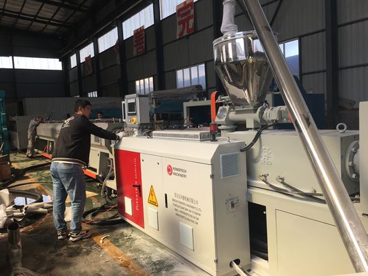 Extrusor eléctrico del tubo del conducto del PVC del agua plástica del dren completamente automático