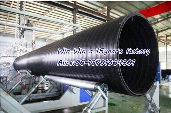 La bobina espiral del HDPE de la pared estructural acanaló la cadena de producción de la protuberancia del tubo