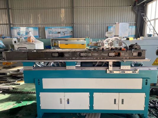 Cadena de producción telescópica plástica del tubo de la máquina acanalada de un sólo recinto del tubo del PVC del PE