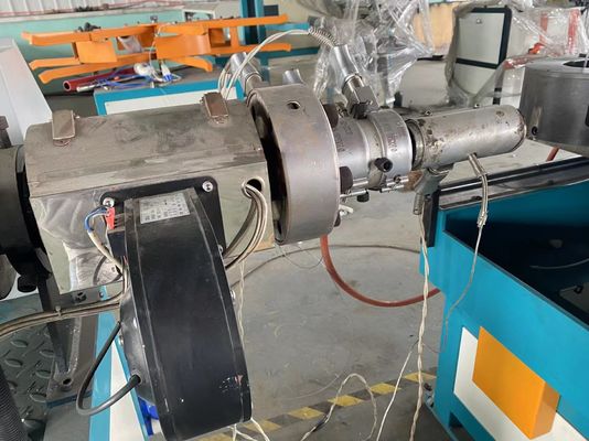 Cadena de producción acanalada de un sólo recinto del tubo del PVC del PE PP para la lavadora