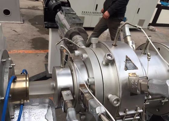 línea acanalada de un sólo recinto de alta velocidad de la protuberancia del tubo de 400-630m m