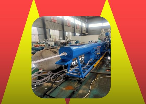 Línea múltiple máquina de moldear 16m m de la protuberancia del tubo del PVC del drenaje de protuberancia