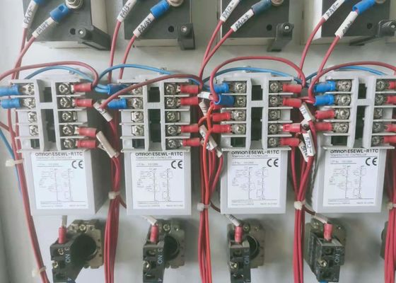 Línea acanalada plástica 30KW de la protuberancia del tubo del PA del PVC EVA de los PP PE