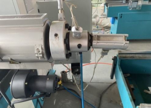 Línea acanalada de un sólo recinto de la protuberancia del tubo del diámetro 12-50m m que hace la máquina