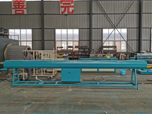 Cadena de producción de máquina de la protuberancia del tubo del PVC del motor 37KW extrusor de tornillo gemelo